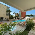 Port Prestige - 4 Pers - Pool - Private Parking Appartement Antibes