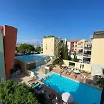 Port Prestige - 4 Pers - Pool - Private Parking