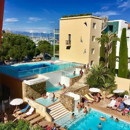 Appartement 06l - Port Prestige - 4 Pers - Pool - Private Parking