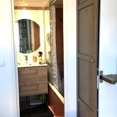 Port Prestige - 4 Pers - Pool - Private Parking