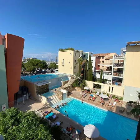 Port Prestige - 4 Pers - Pool - Private Parking