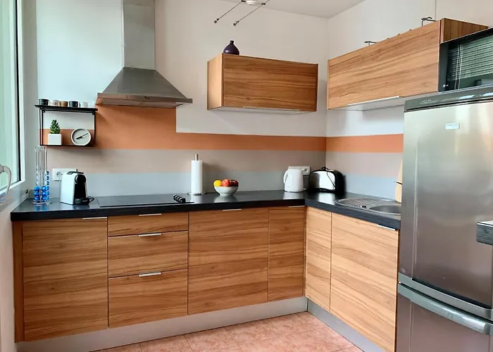06l - Port Prestige - 4 Pers - Pool - Private Parking Apartment Antibes