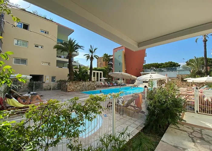 06l - Port Prestige - 4 Pers - Pool - Private Parking Apartment Antibes